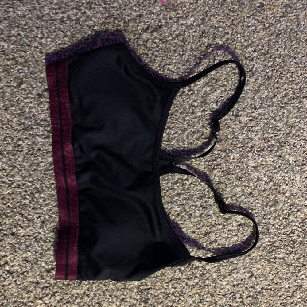 Black and Maroon sports bra fits comfortably